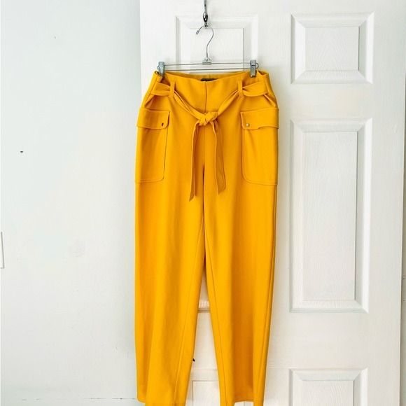 NYCC yellow capris - Picture 2 of 9